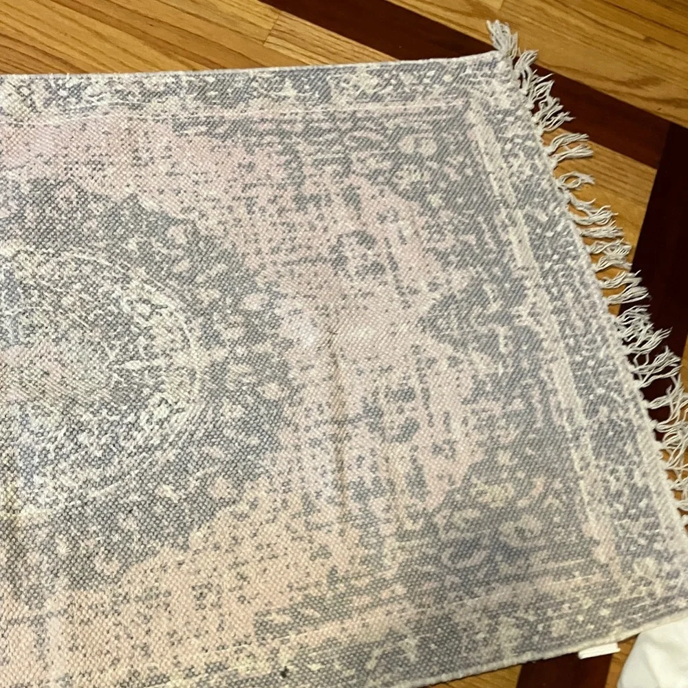 Not Rated Gray and Cream Door Mat